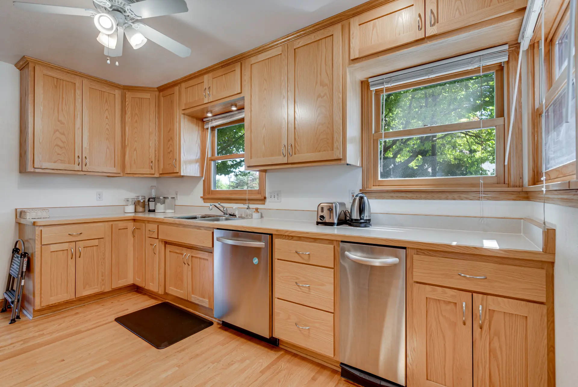 Front exterior of 1443 St Albans rental home in Como Park, St. Paul